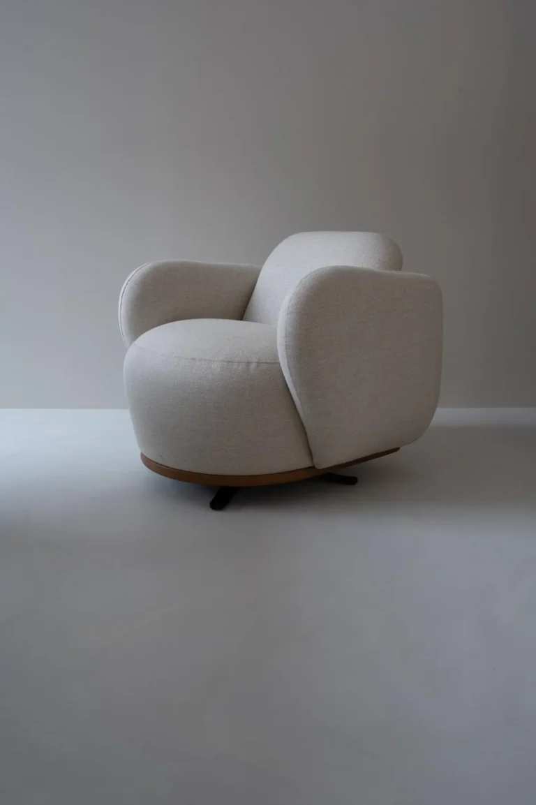 Fotel Molière OSSKA DESIGN